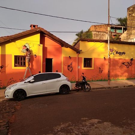 Butterfly Hostel Puerto Iguazú Eksteriør bilde