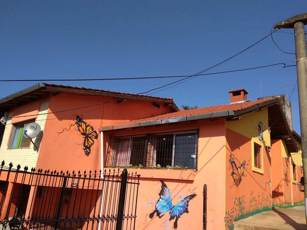 Butterfly Hostel Puerto Iguazú Eksteriør bilde